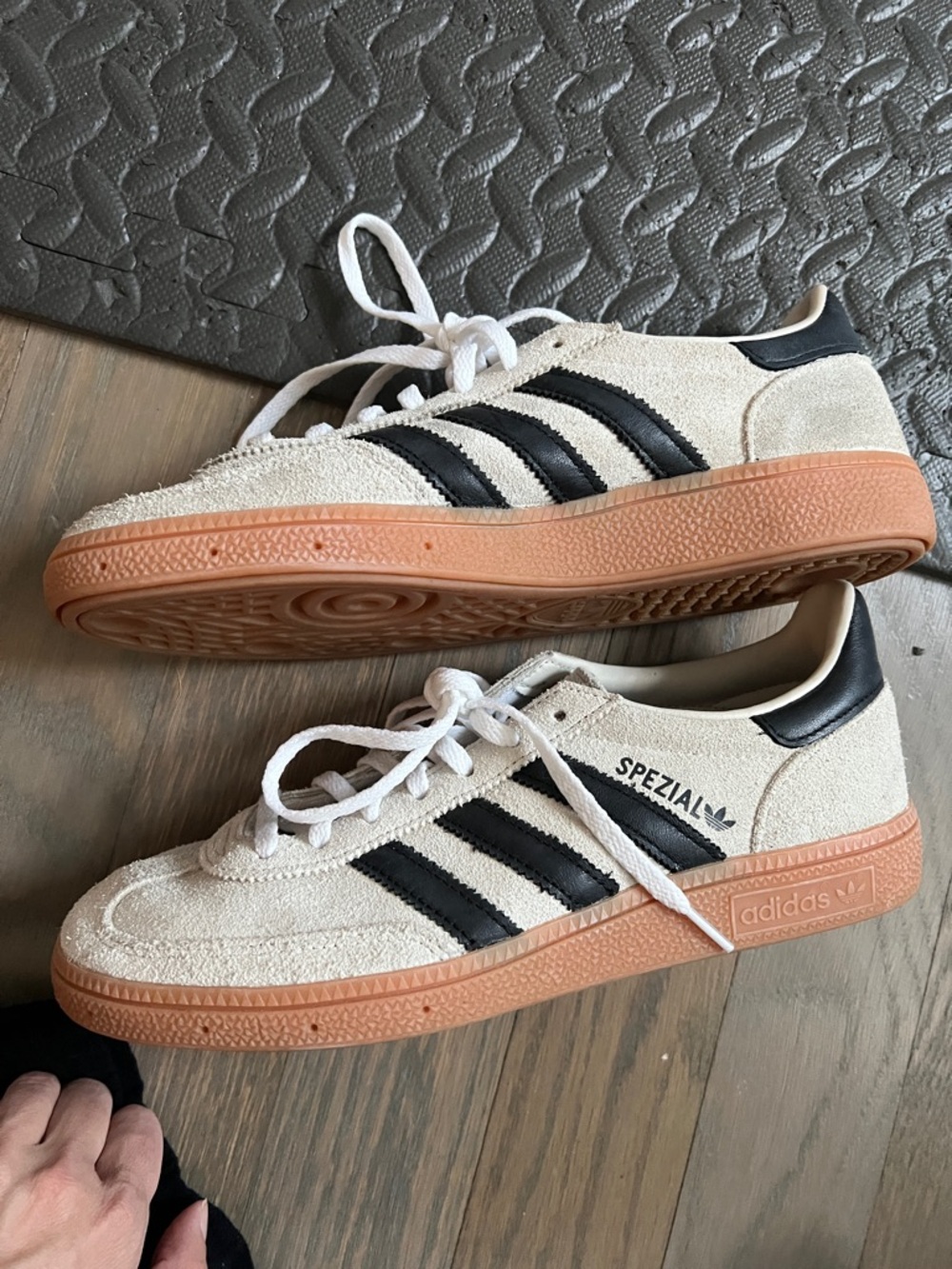 adidas handball spezial aluminum core size 8 - Picture 2 of 5